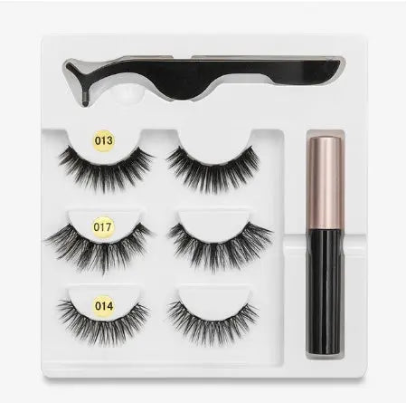 A Pair Of False Eyelashes With Magnets Jane Iredale