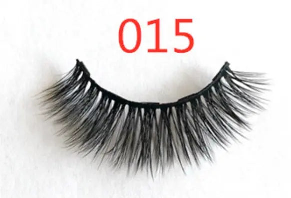 A Pair Of False Eyelashes With Magnets Jane Iredale
