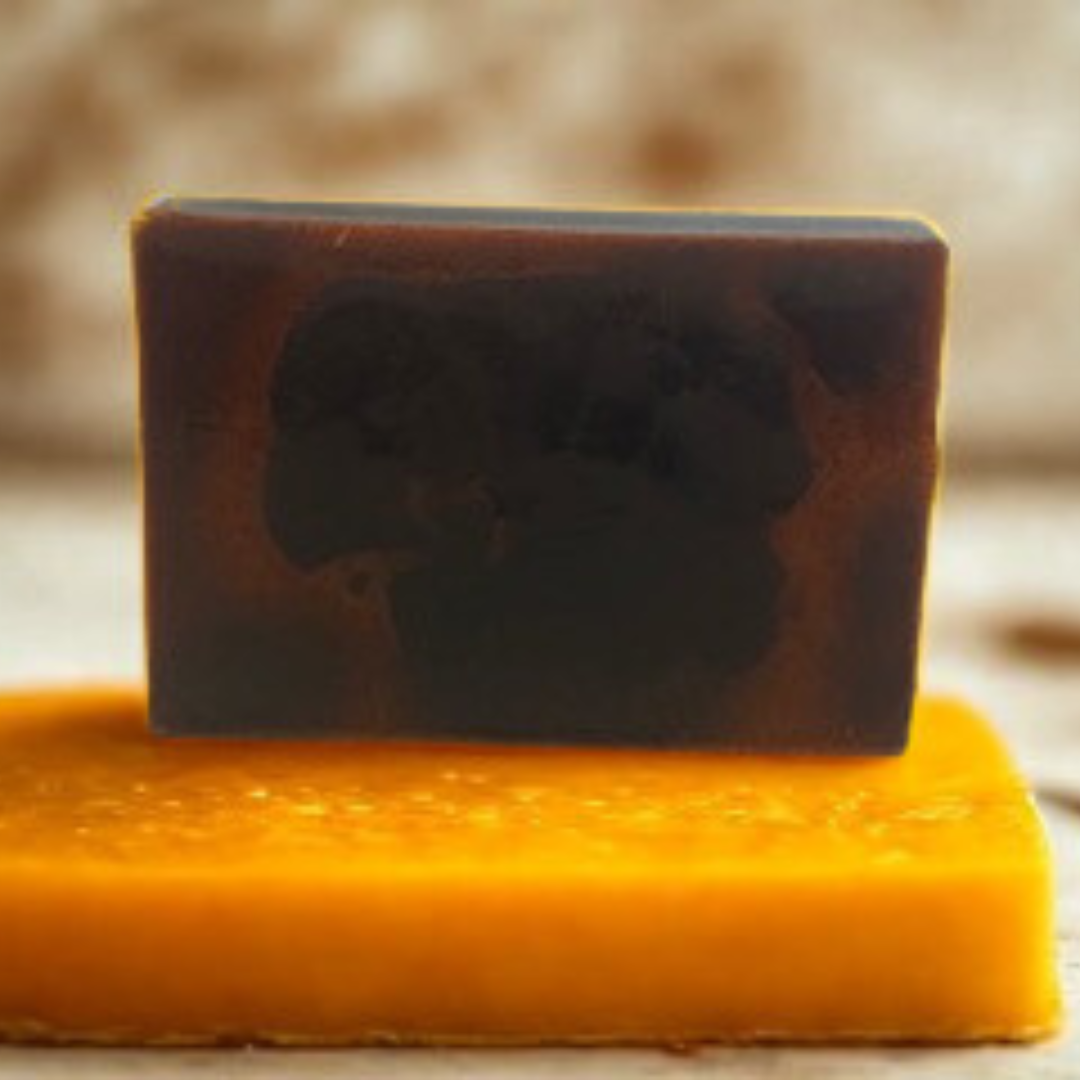 LOLA LUXE GOLDEN GLOW TURMERIC SOAP – Radiant Skin with Soothing Nourishment