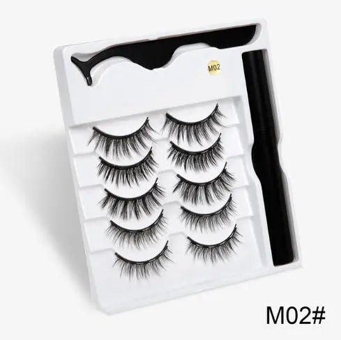 A Pair Of False Eyelashes With Magnets Jane Iredale