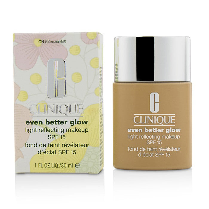 CLINIQUE - Even Better Glow Light Reflecting Makeup SPF 15