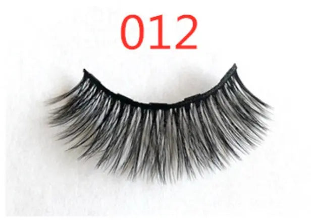 A Pair Of False Eyelashes With Magnets Jane Iredale