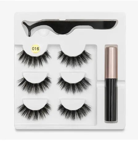 A Pair Of False Eyelashes With Magnets Jane Iredale