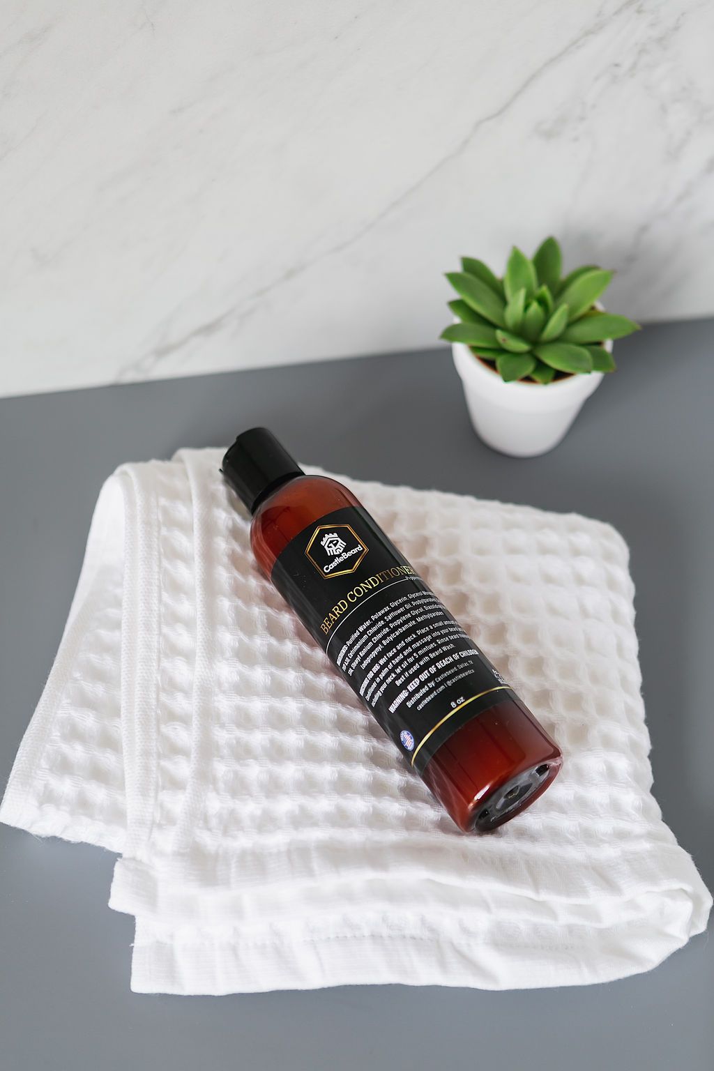 CASTLEBEARD SKIN BALANCE CONDITIONER – Nourishing Softness for Beard & Skin